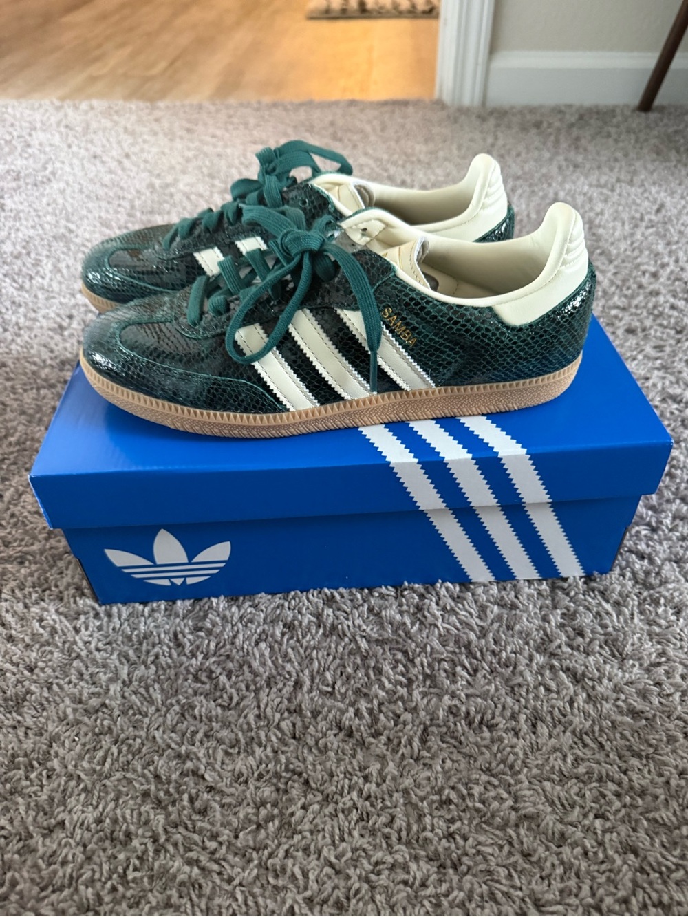 Adidas women’s Samba Sneakers in Green Snakeskin with White Stripes and Gum Sole - Picture 9 of 9